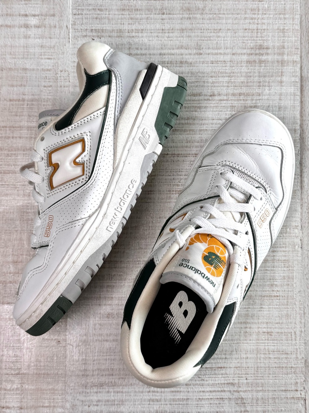 New Balance 550 White Nightwatch Green Grey Sneakers Men’s 6.5 - Picture 12 of 12